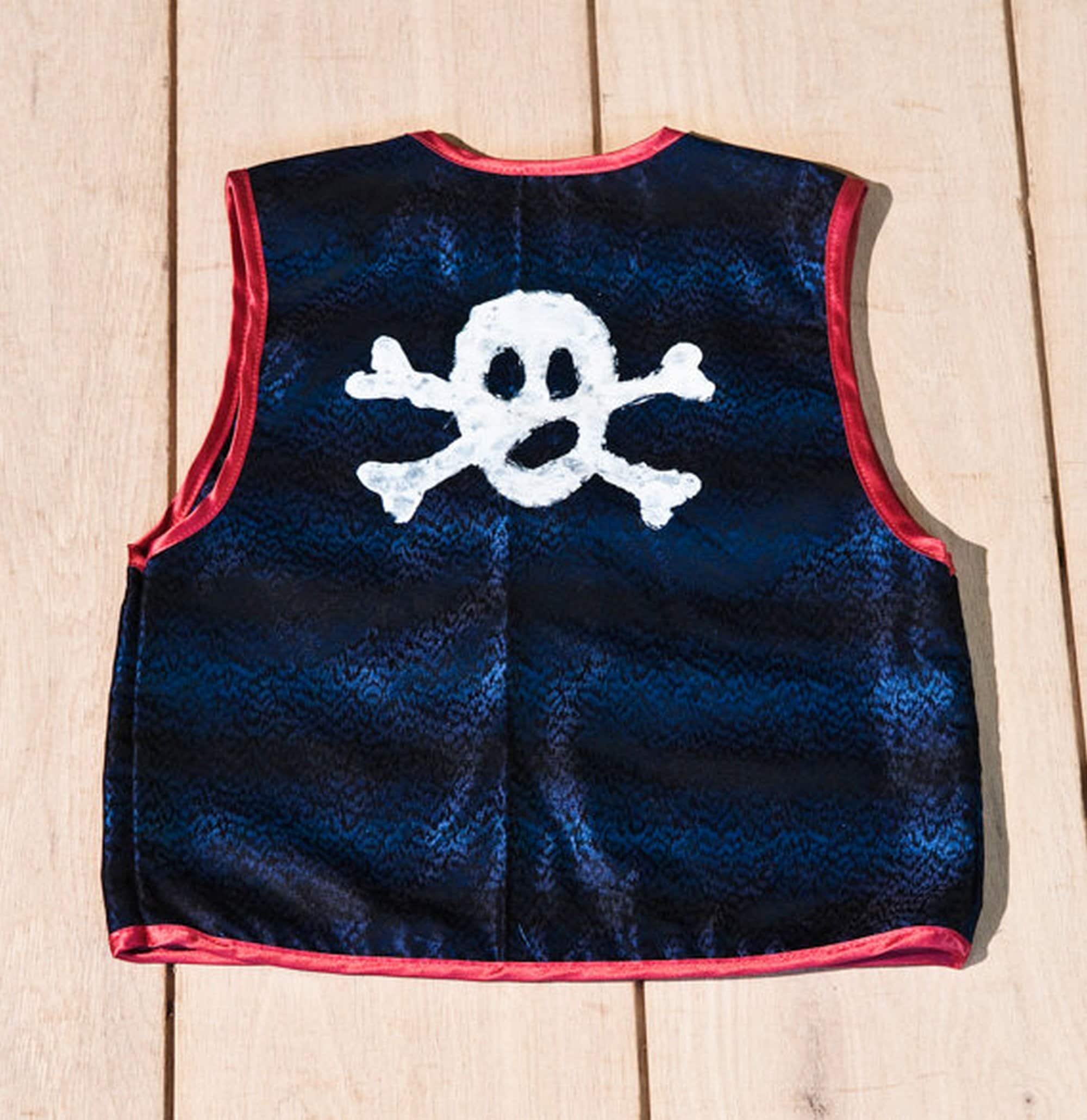 Kids Pirate Costume, Pirate Vest, Boy Pirate Costume, Gilet Pirate in Damask Fabric And Painted Skull, Kids Costumes, Dress Up Clothes