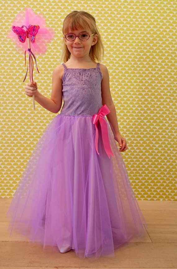 Costume e accessori da principessa rosa per bambina