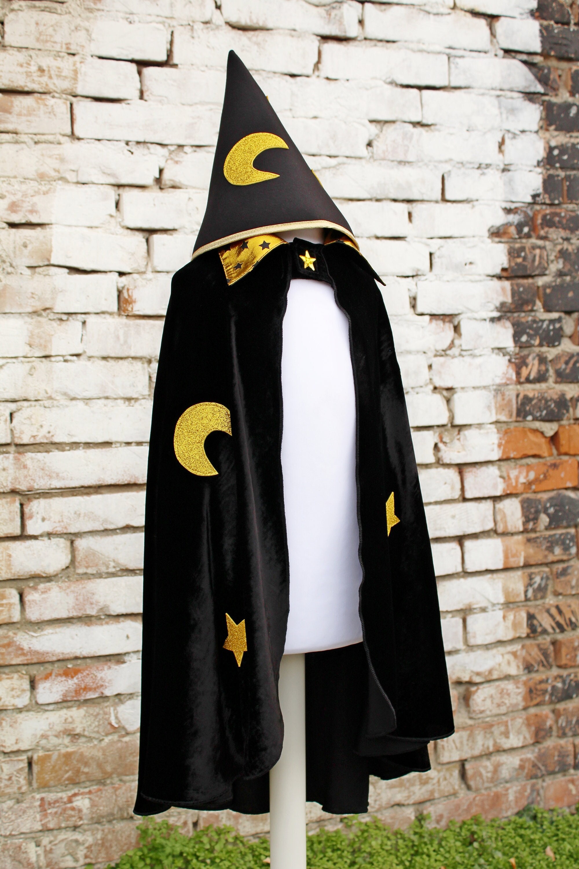 Magician costume for kids: magician cape with stars, magician hat and magic wand, wizard costume, kids wizard cloak, wizard  hat, dress up