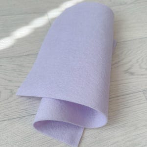 Sweet Lilac 100% Merino Wool Felt Sheet 20x30 cm 1.2 mm thick