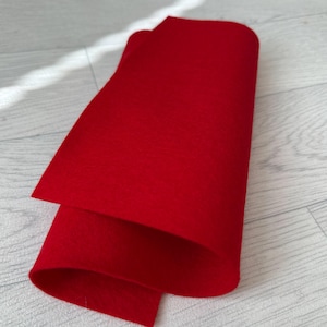 Ruby Red 100% Merino Wool Felt Sheet 20x30 cm 1.2 mm thick
