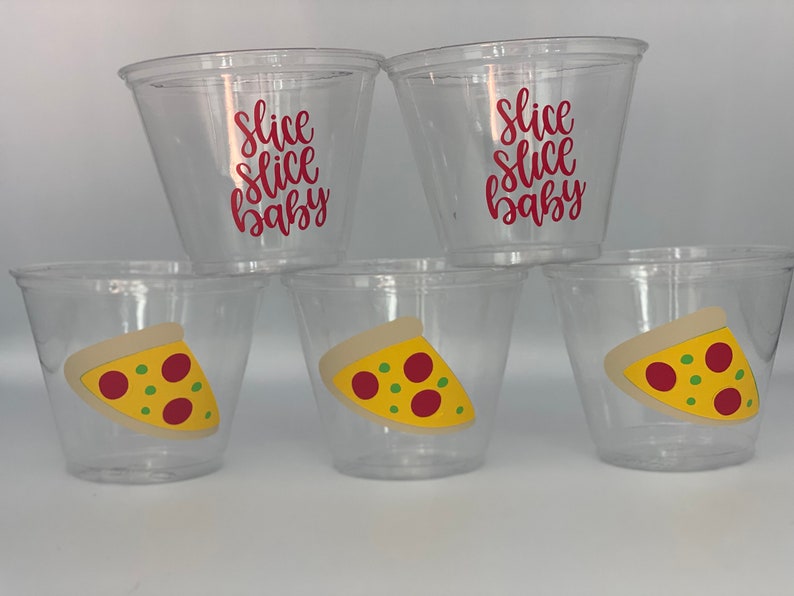 Pizza party cups