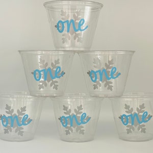Winter Onederland party cups, Snowflake Party Cups, Winter Onderland Birthday Party Cups,First Birthday Winter theme,Winter Onderland Supply