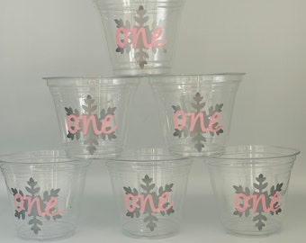 Winter Onederland party cups, Snowflake Party Cups, Winter Onderland Birthday Party Cups,First Birthday Winter theme,Winter Onderland Supply