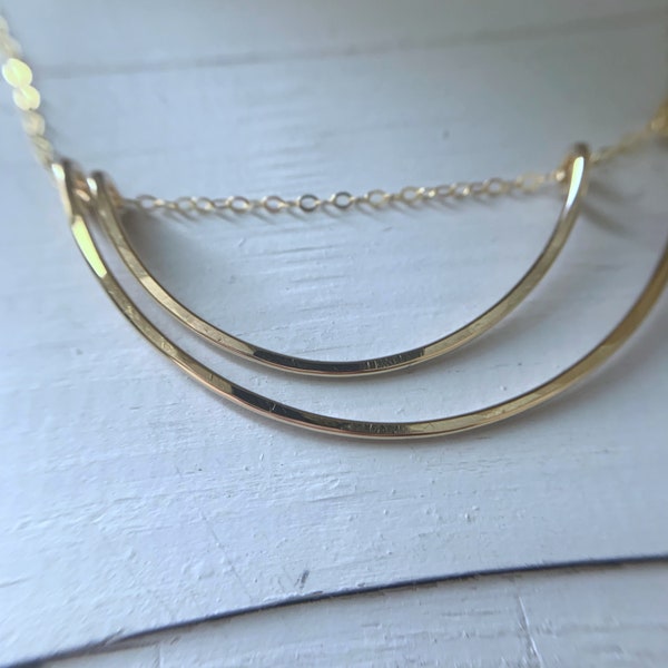 Gold Filled Statement Pendant Necklace, Double Curved Bar Necklace, Modern Elegant Hammered Necklace for Women, Delicate Handmade Jewelry