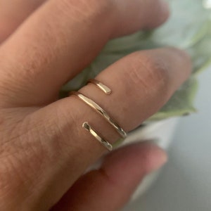 Gold Filled Coil Ring, Thick Statement Ring, Wrap Swirl Ring, Spiral Thumb Ring, Triple Wrap Ring for Women, Hammered Modern Elegant Ring