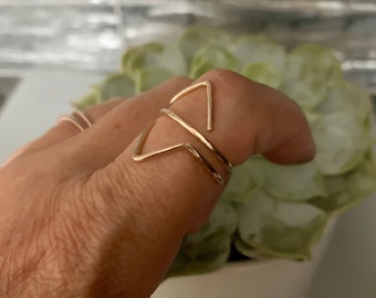 Gold Filled Boho Ring, Geometric Wrap Ring, Open Ring for Women, Hammered Triangle Ring, Modern Elegant Ring, Statement Handmade Jewelry