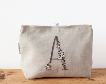 Linen embroidered Monogram pouch - 100% made in italy