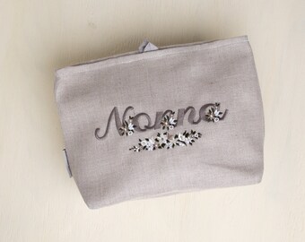 Embroidered beauty case, gift idea for Grandma