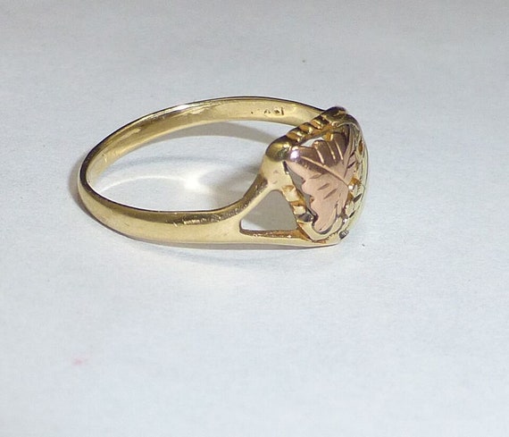 Black Hills Gold ring 10k tri color leaf jewelry - image 4