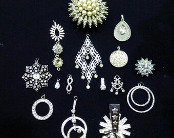 Fabulous vintage large necklace pendant collection unique rhinestone pearl sparkling jewelry lot