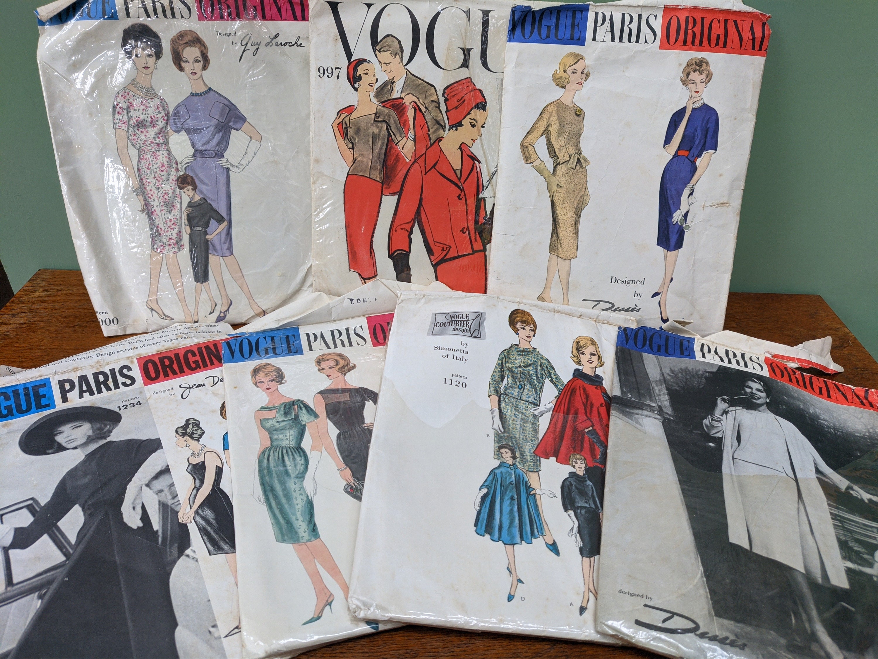 1950s Girls Italian Style Wing Collar Shirt and Tapered Capri