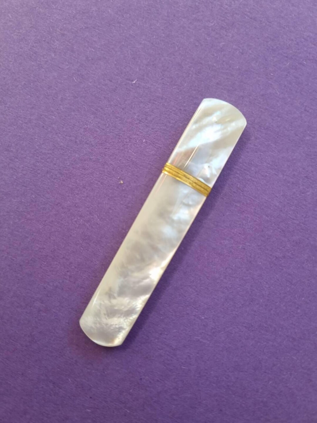 Early 19th Century Palais Royal Needle Case. Mother of Pearl and