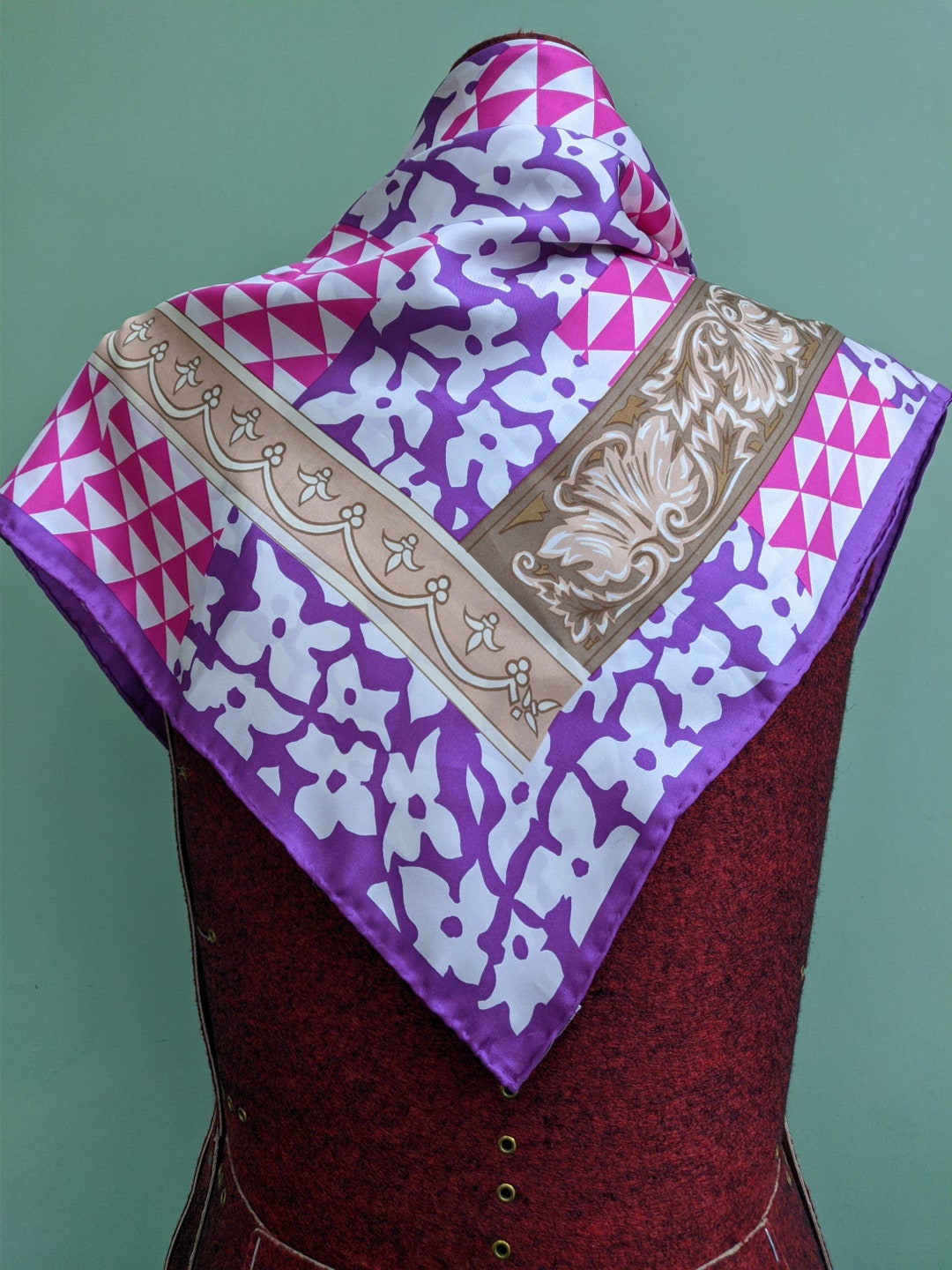 Foulard En Soie Vintage Richard Allan, 75x75 Cm, Couleur Marron, Bon état