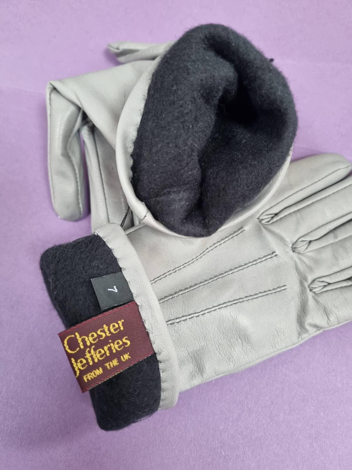 Gants Hermès en daim camel Cuir Jaune ref.717950 - Joli Closet