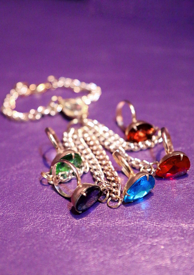 ORIGINAL Infinity Gauntlet Handchain  Avengers Inspired  image 6