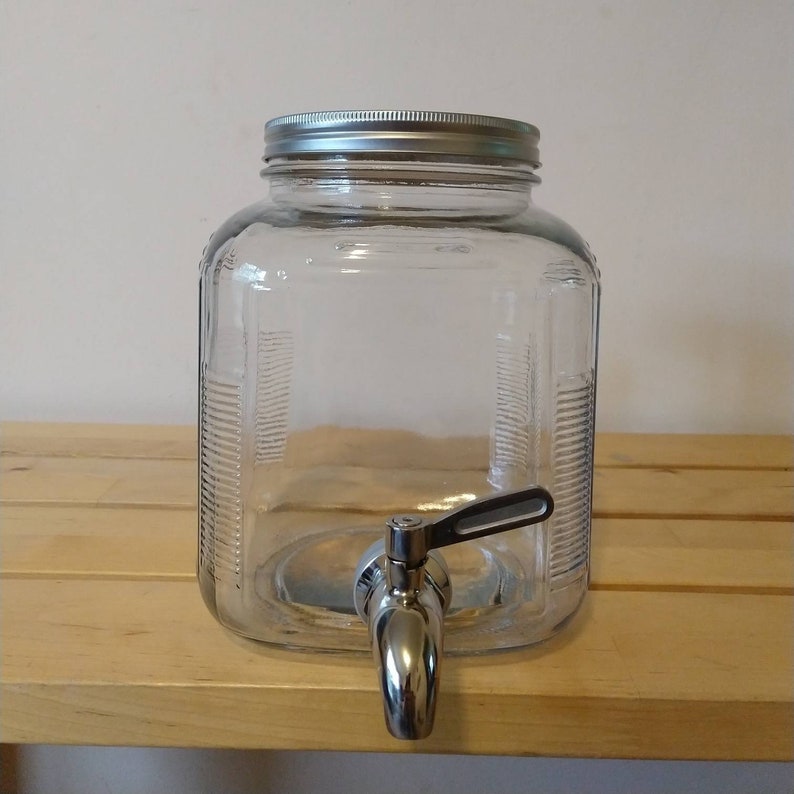 1 Gallon Glass Drink Dispenser Casual Drinkware Unique Glassware Travel Party Decor Water Kitchenware