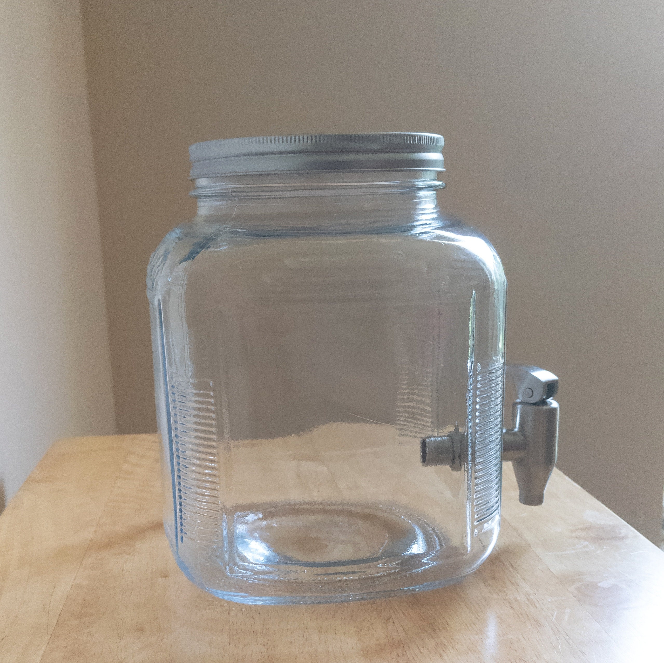 1 Gallon Glass Drink Dispenser Casual Drinkware Unique Glassware