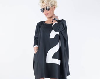 Black Oversize Tunic Dress: Loose Fit, 3/4 Sleeves