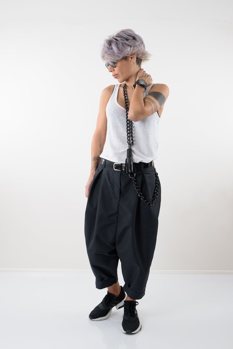 Loose Casual Black Drop Crotch Harem Pants Extravagant Black Pants Side Pockets Unisex pants