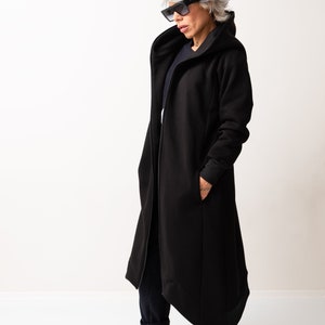 Black Warm Maxi Hoodie, Oversized Quilted Hoodie Sweatshirt with Long Sleeves zdjęcie 3