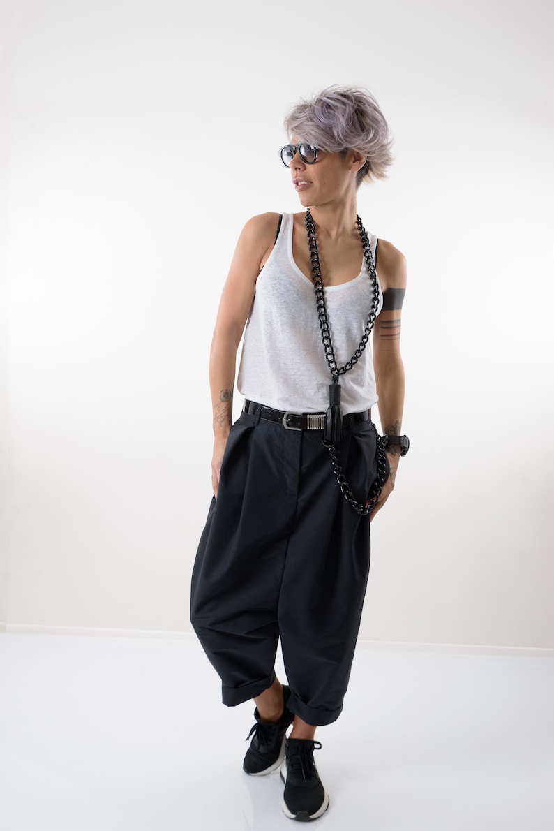 Loose Casual Black Drop Crotch Harem Pants Extravagant Black Pants Side Pockets Unisex pants