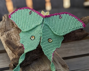 Luna Moth Crochet Pattern