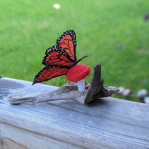 Patron papillon monarque au crochet