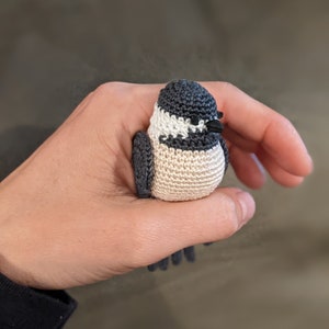 Black Cap Chickadee Crochet Pattern