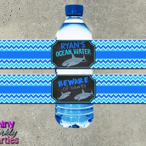 Etiquetas de SHARK WATER BOTTLE - Shark Birthday - Shark Party - Shark Pool Party - Shark Infested - Shark Labels - Envoltorios de botellas de agua