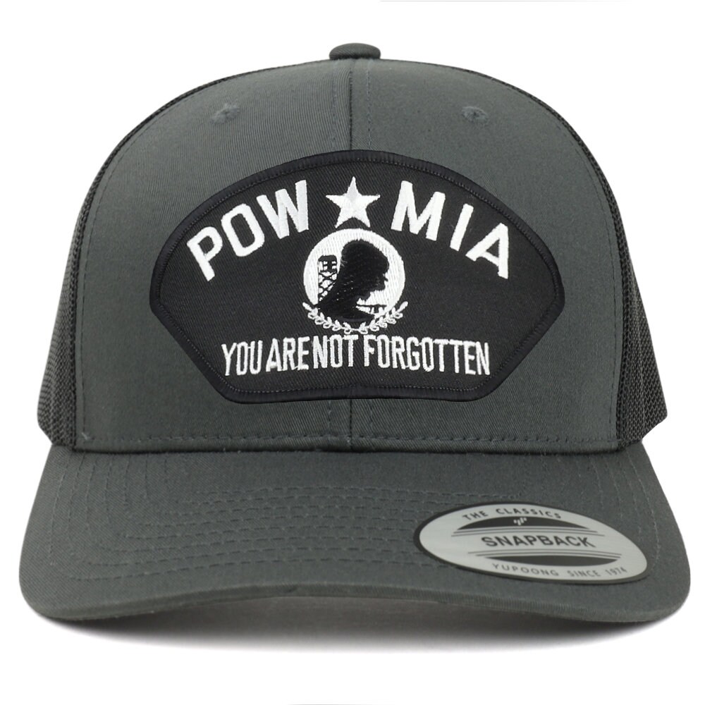 POW MIA Gesticktes Patch – „Sie Sind Nicht Vergessen“ Emblem | 7,4 X 6,3 Cm | Bügel- Oder Nähpatch