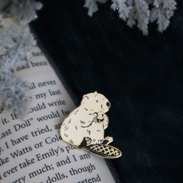 Enamel Beaver pin, animal enamel pin, gold animal pin, gold enamel pin, baby animal pin, gifts for animal lovers