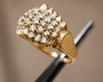 10K Solid Yellow Gold ~2.5cttw Natural Diamond Size U.S. 9 Tapered Baguette Ring