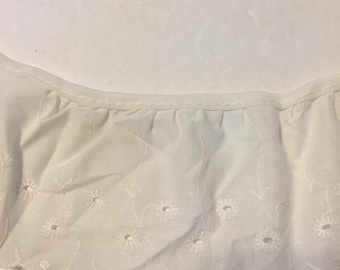 Cream Cotton 3 " Gathered Eyelet Trim 4 Yards