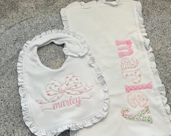 Monogram Burp and Bib Cloth Set, Personalized Burp Cloth, Monogram Bib, Ruffle Burp Cloth, Ruffle Bib, Monogram Burp Cloth and Bib Set