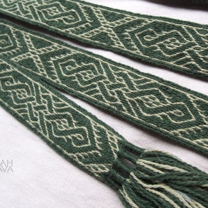 Woolen tablet woven belt, MANY COLOR VARIANTS, tablet weaving, card weave, woven braid, Brettchenborte, medieval reenactment, pattern D39