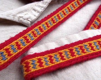 Tablet woven trim from Staraya Ladoga, wool, viking trim, tablet weaving, card woven band, woven braid, brettchenborte, medieval trim