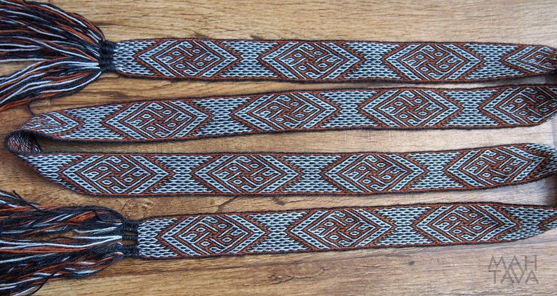 Tablet woven belt, card woven belt, dragonhead motif, viking belt, medieval belt, Brettchenborte, tablet weaving, tablet weave, pattern D40 image 2