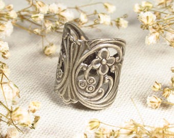 Ring FLORA aus versilbertem Messing im Jugendstil, verstellbarer floraler Jugendstilring (664)