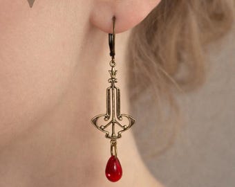 DESDEMONA earrings made of bronze-colored brass with red glass drops in Art Nouveau style (1610)