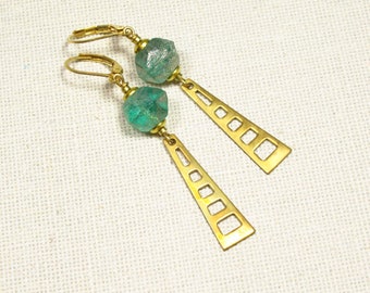 Earrings SEA GREEN Art Deco style brass gold green glass bead