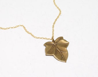 Necklace IVY leaf chain chain with pendant leaf ivy ivy leaf, handmade brass bronze chain, vintage style, forest nature necklace