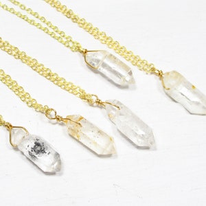 Necklace SMALL CRYSTAL Crystal necklace made of golden brass, raw stone jewelry, raw rock crystal pendant, white crystal pendant
