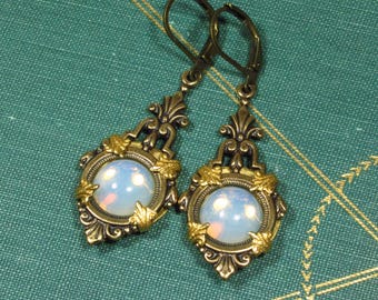 BAROQUE MONDS earrings made of bronze-colored brass and white opal glass cabochons in vintage style (1487)