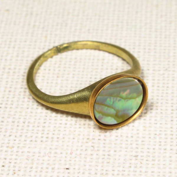 Ring PERLENSCHIMMER Vintage Abalone Muschel Cabochon Pastell