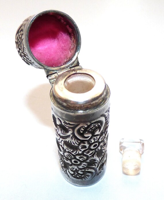 Antique Victorian Repousse Silver Cased Scent Bottle … - Gem