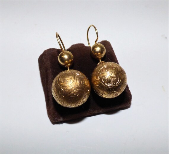 Antique Victorian Etruscan Drop Earrings Chased Go