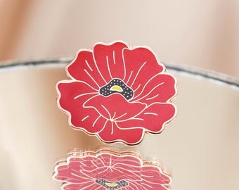 Red Poppy Pin, Floral Hard enamel pin, Poppy brooch, Poppy Jewelry, Floral enamel pin