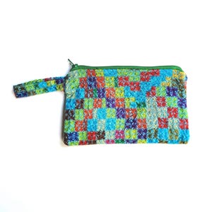 Petit sac à main : fait main - brodé - porte-monnaie - Madagascar - coloré - africain - artisanal