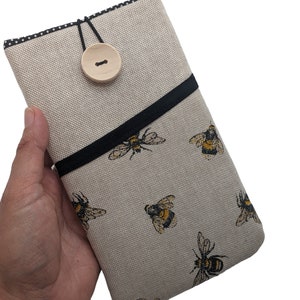 Estuche para teléfono celular de tela con estampado de abeja con bolsillo, funda protectora acolchada para teléfono de tela, regalo para adolescentes, monedero para teléfono inteligente, regalo para ella